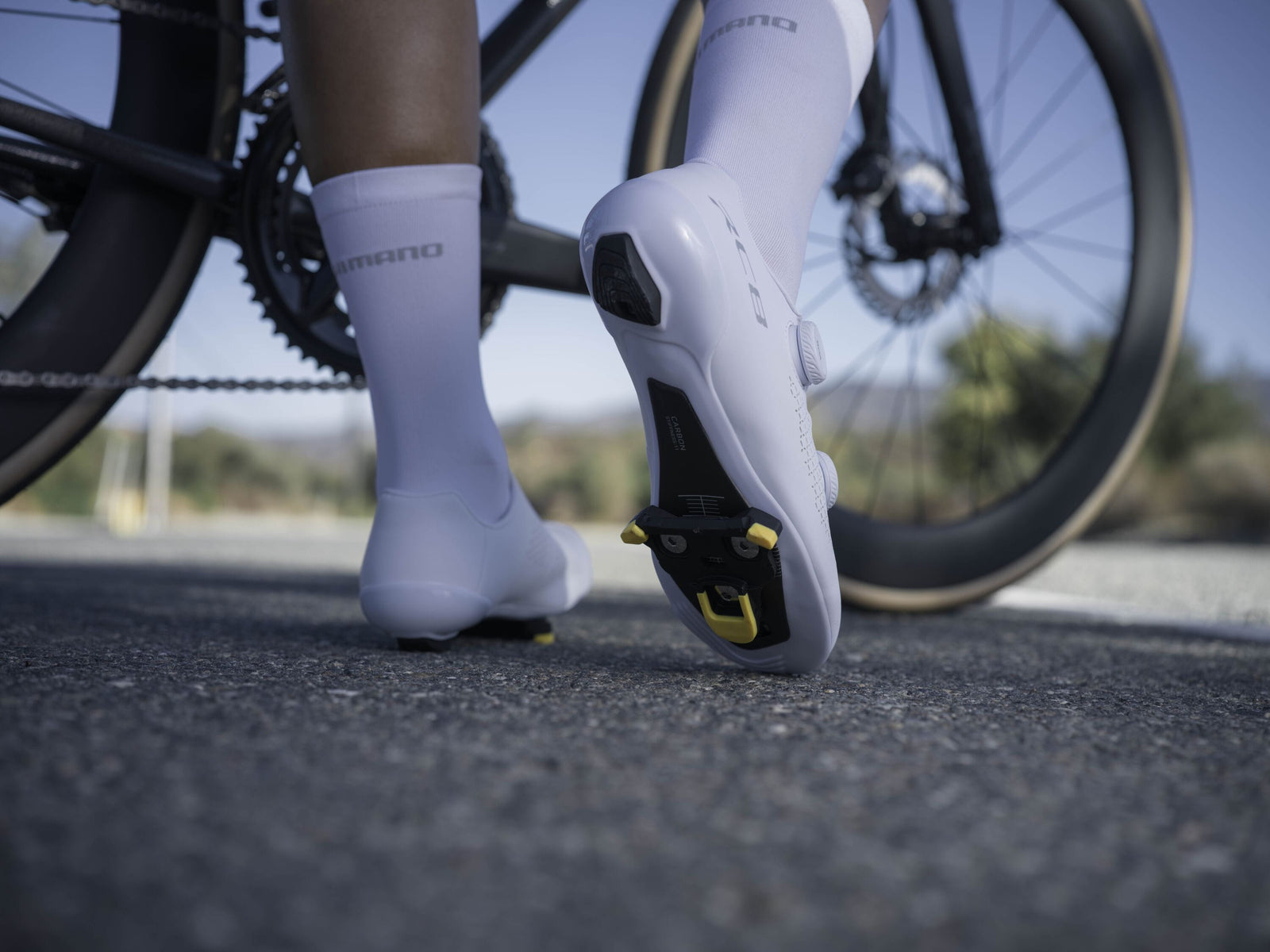 Shimano White RC8 (RC810) Shoes 2027