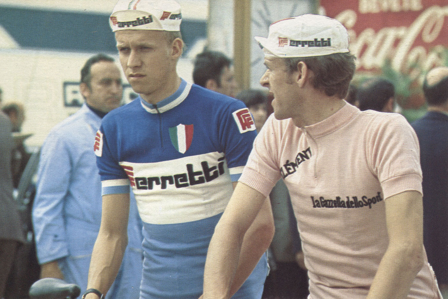 The Fåglum brothers - Gösta Pettersson (in the maglia rosa) on the start line of the 1972 edition of the Giro D'Italia.