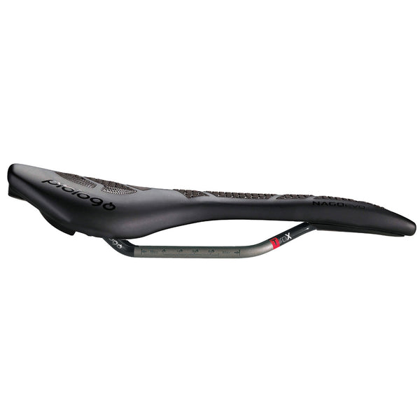 Tapis de Selle LeMieux Square Dressage en Carbon Mesh Tapis de Selle LeMieux Square Dressage en Carbon Mesh