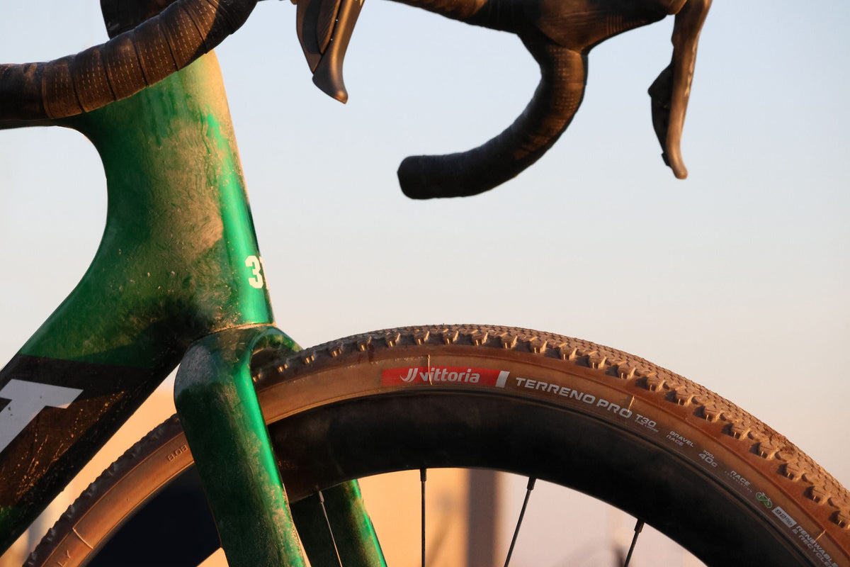 Vittoria Terreno Pro T30 Fine Loose 700x45c Gravel Race Natural Brown Tubeless Ready Tyre