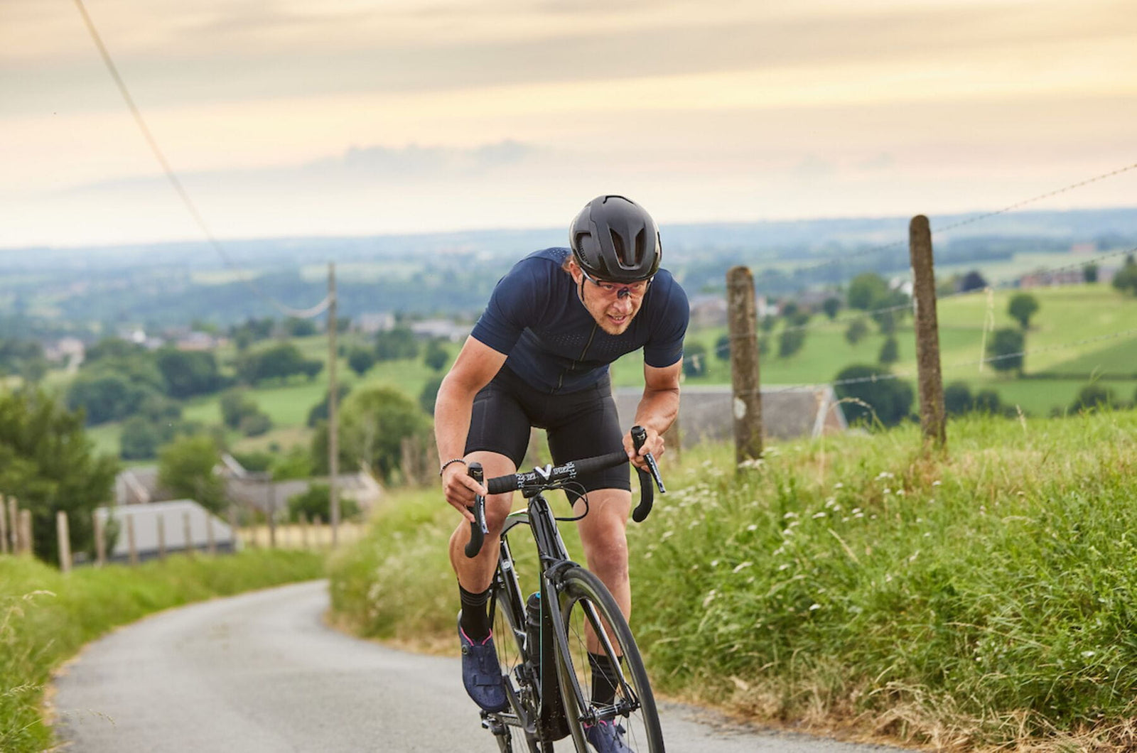 Vento KinetiCore Helmet Various (Colours)