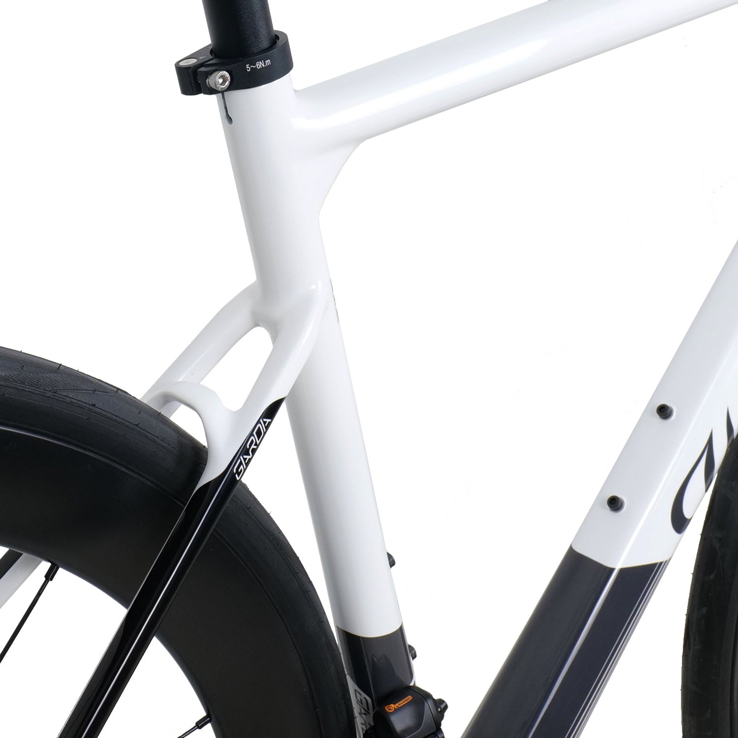Wilier Garda 105 Di2 White/Black Bike