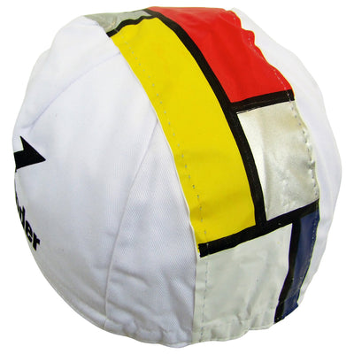 The Back of the La Vie Claire Retro White Cotton Cap